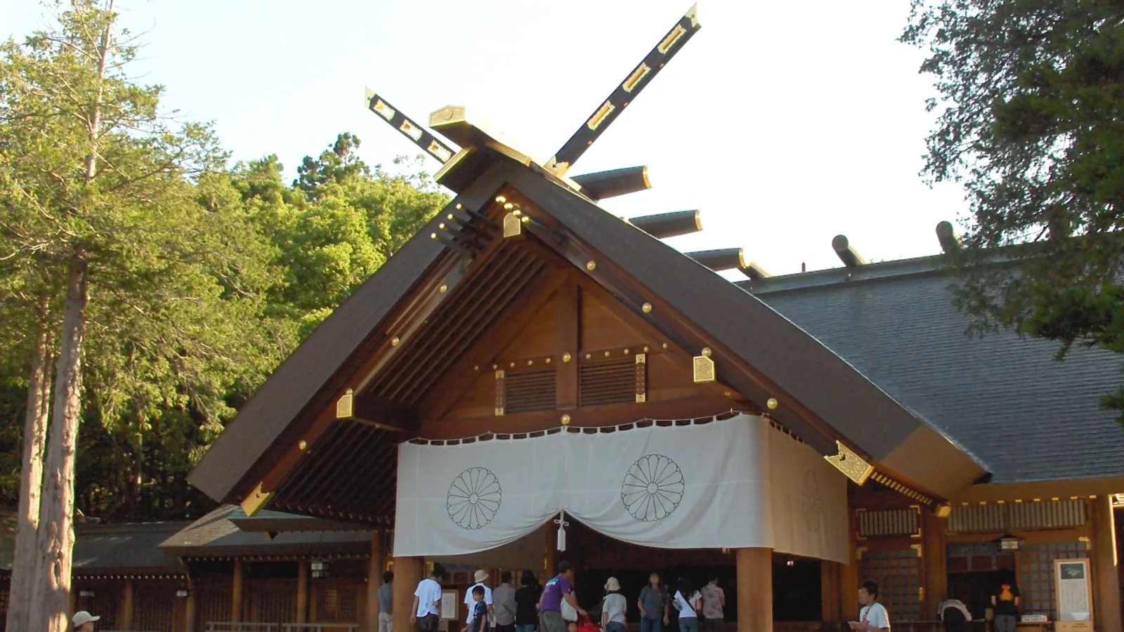 札幌北海道神宫拜殿正面与注连绳